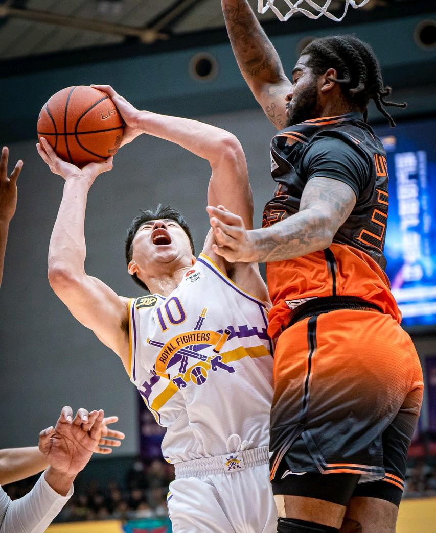 九游网页版登录入口-山东男篮迎德甲关键赛，今晚战术微调，压力陡增，训练强度明显提升的简单介绍